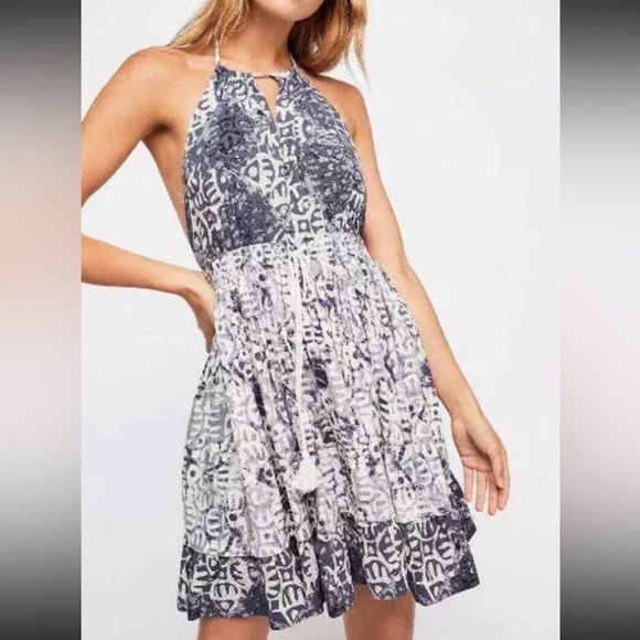 Free People Beach Day Mini Dress Halter Neck Blue  Print Size XS - Picture 2 of 6